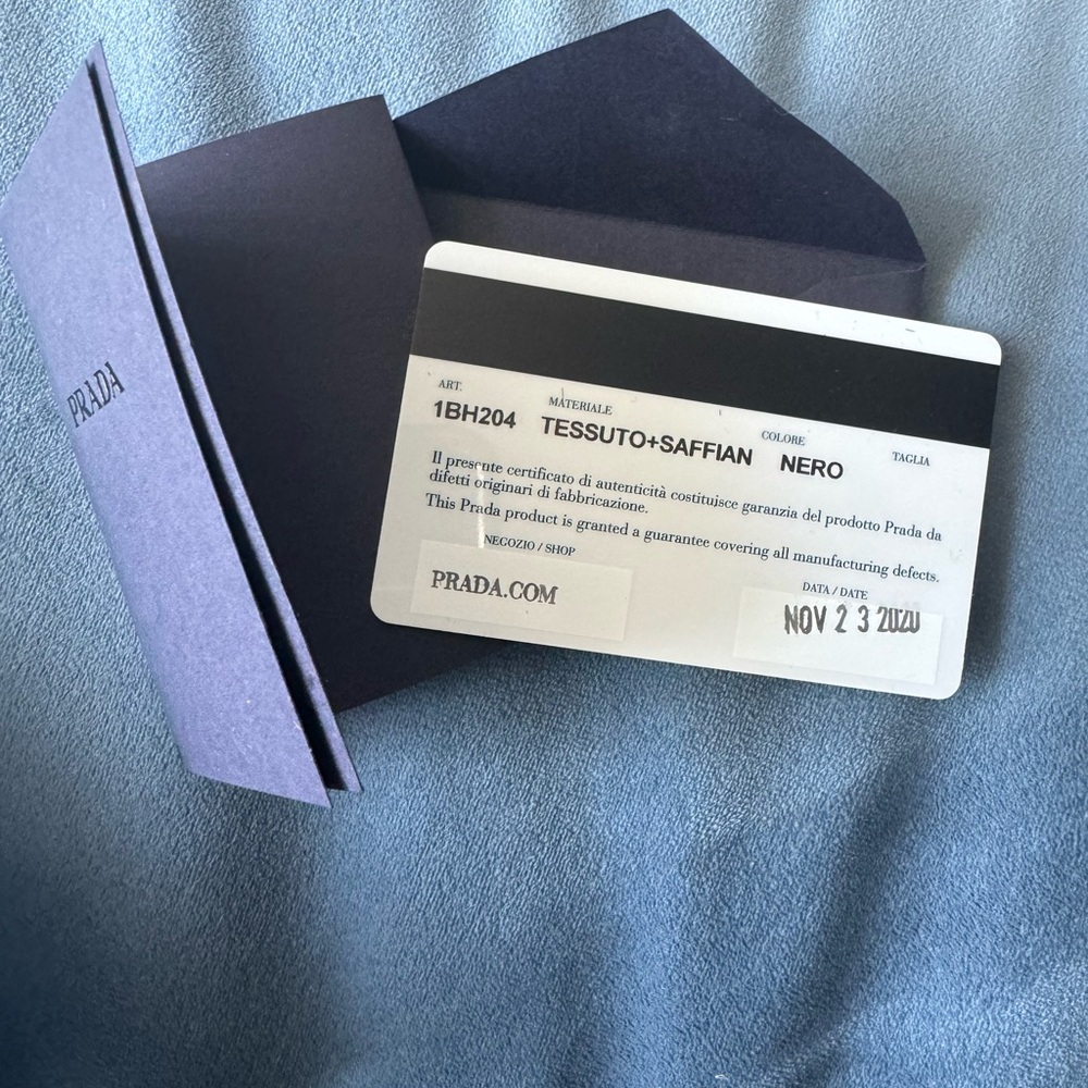 COPY - Prada Nylon 2005 Re-edition - Picture 4 of 4